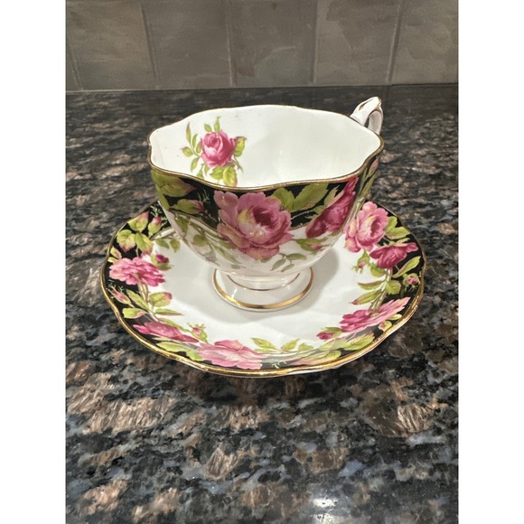 Queen Anne Fine Bone China Black Magic Rose Tea Cup and Saucer Set England - Picture 4 of 7